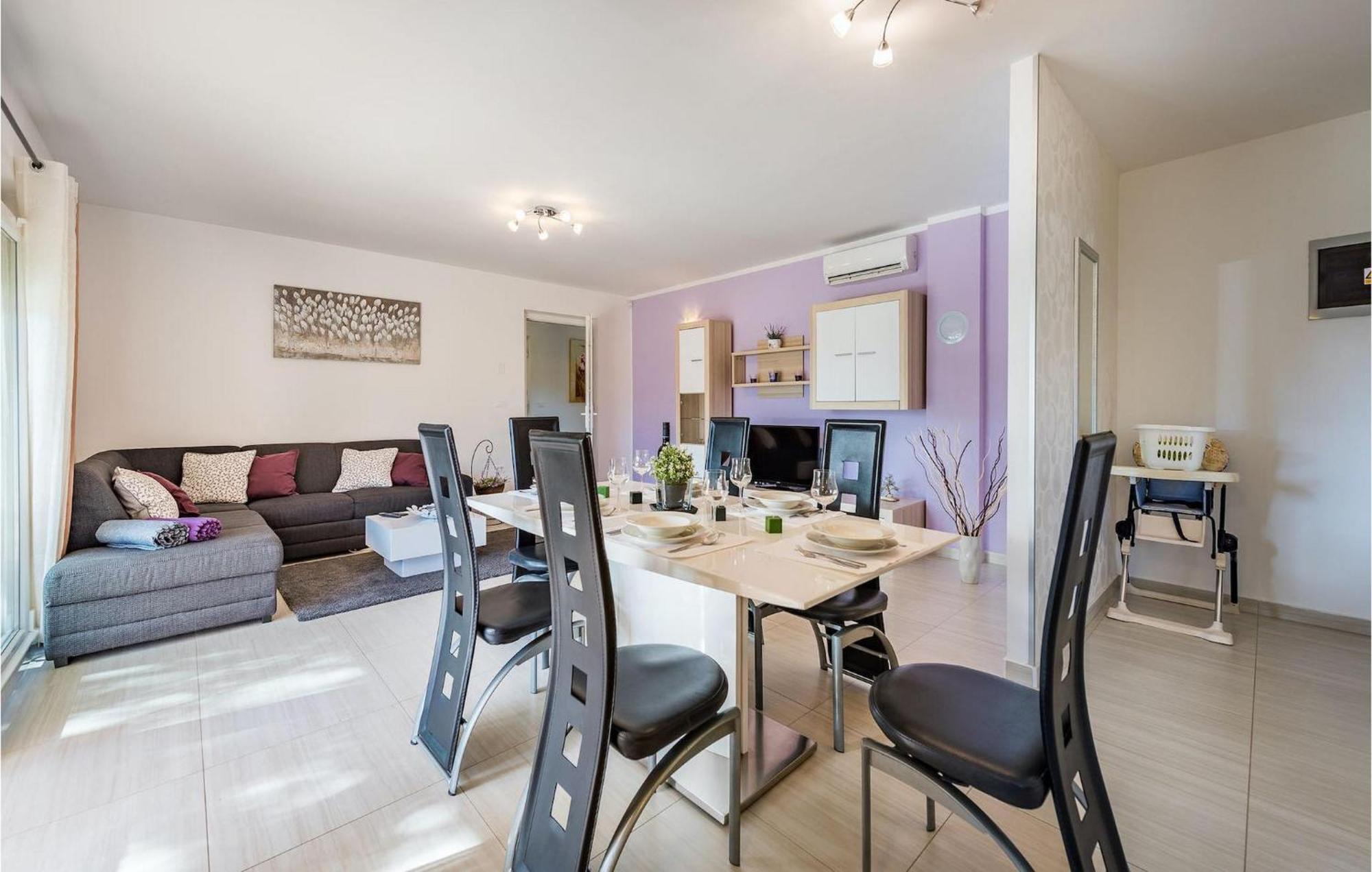 Lavanda Holiday home Pula